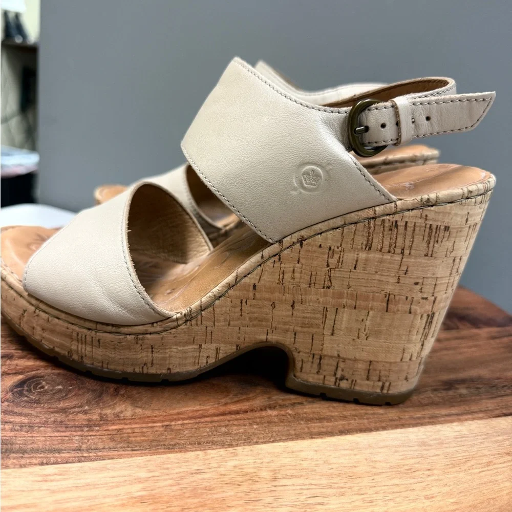 Born Cherry Cream‎ Wedge Slingback  9M